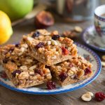 Nutritious Oatmeal Breakfast Bars – Healthy & Tasty On-the-Go Snacks